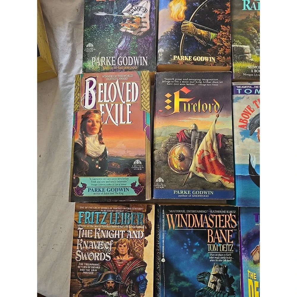 Lot of 9 Tom Deitz,‎ Parke Godwin & Fritz Leiber Fiction Fantasy Paperback Books